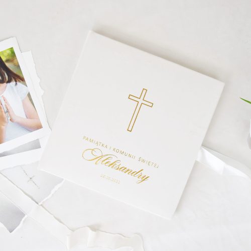 Welurowy album komunijny ,, Anielska Czystość''