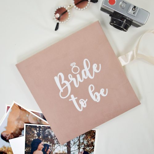 Album na wieczór panieński „Liliowy Wieczór” – welurowy album na zdjęcia